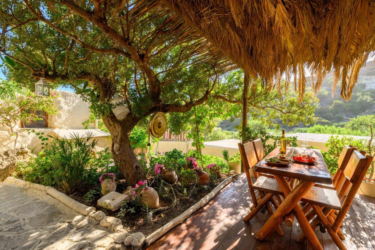 Natura Cottages Makrýgialos Buitenkant foto