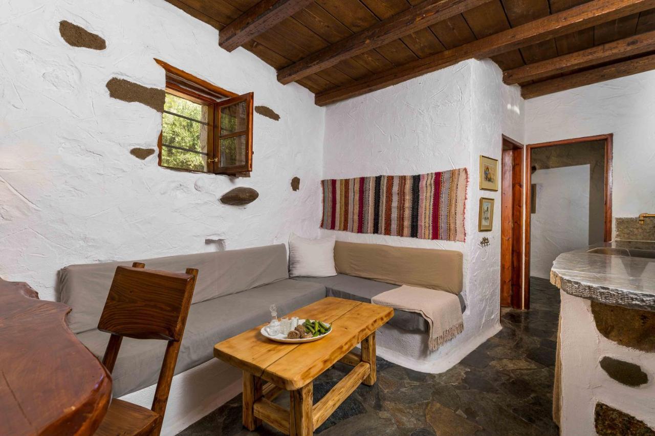 Natura Cottages Makrýgialos Buitenkant foto