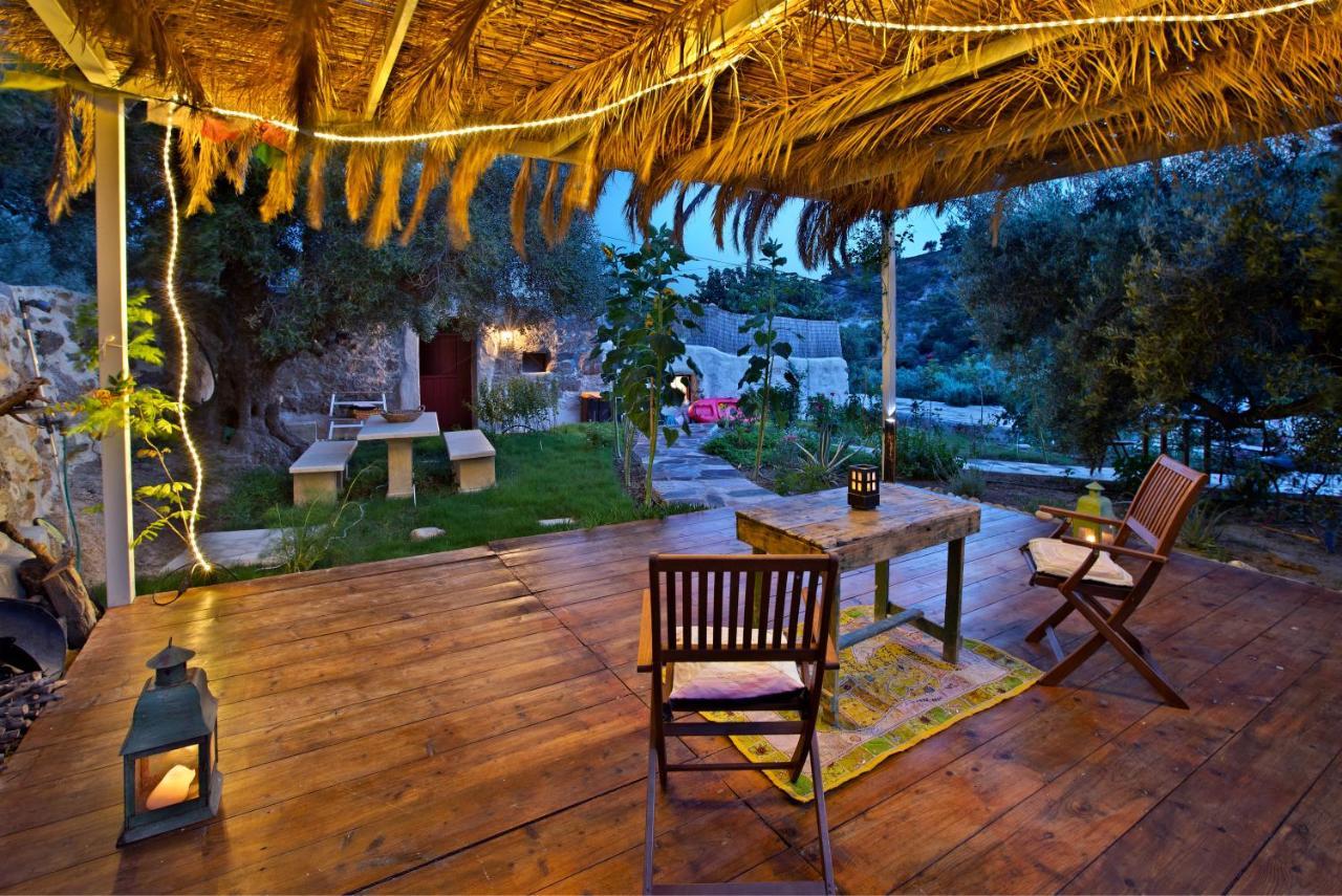 Natura Cottages Makrýgialos Buitenkant foto