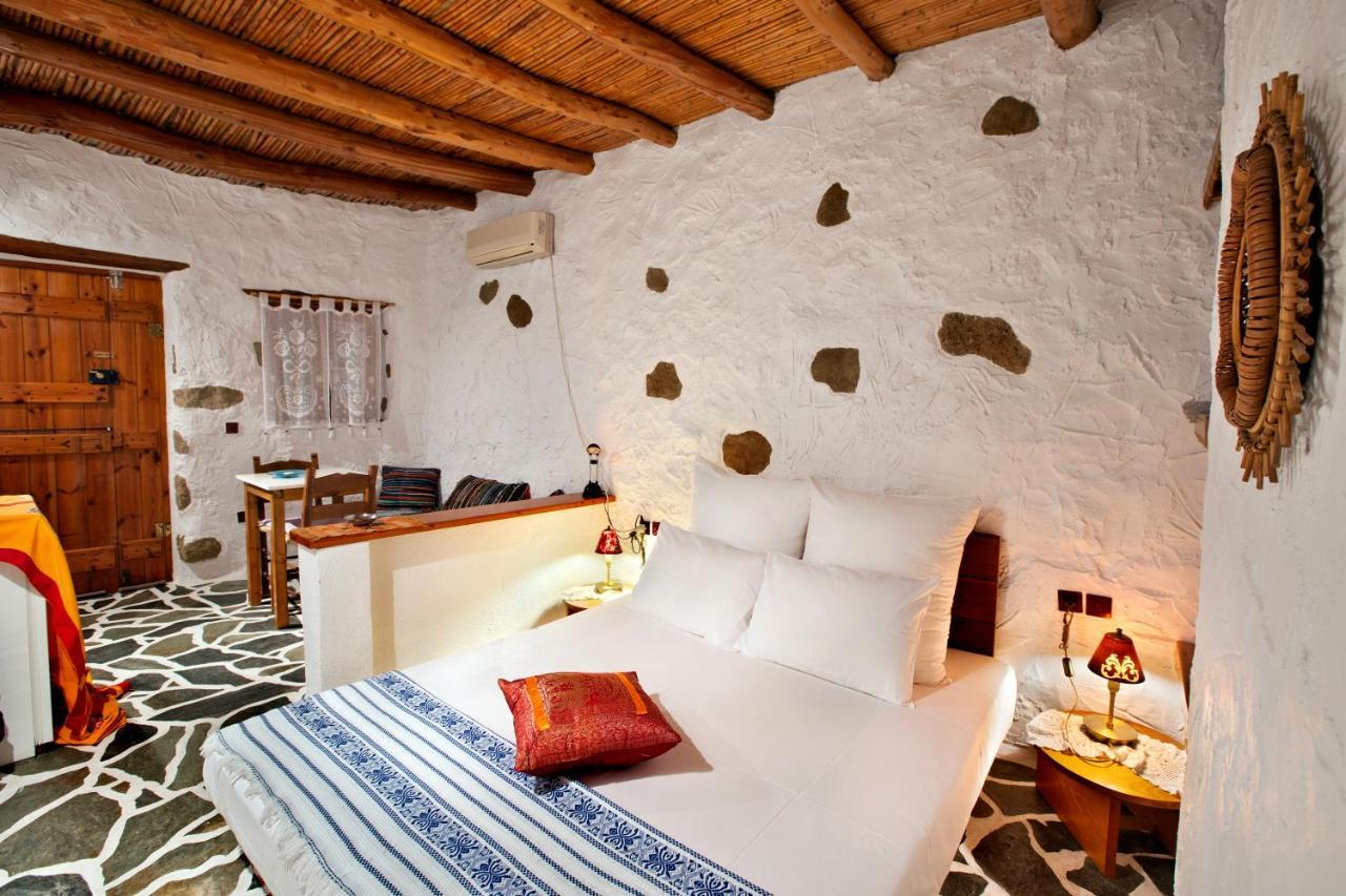 Natura Cottages Makrýgialos Buitenkant foto