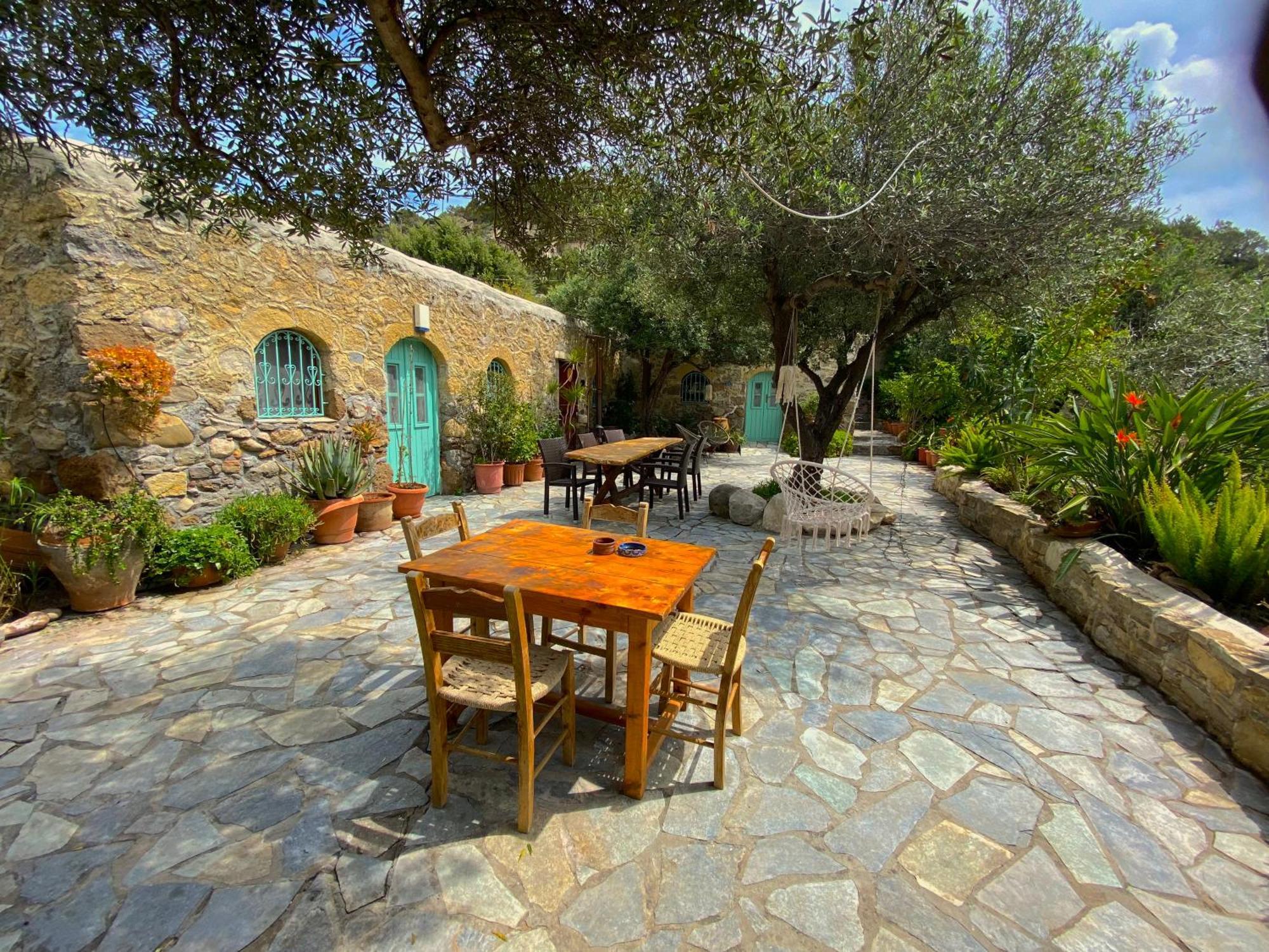 Natura Cottages Makrýgialos Buitenkant foto